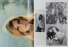 Load image into Gallery viewer, Vintage 1970&#39;s PLAYBOY Magazine - August 1971

